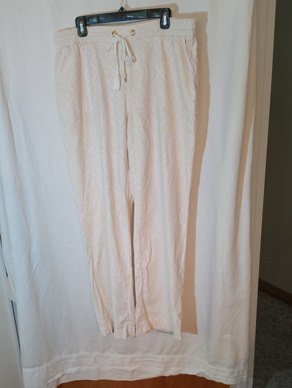 Light Cream Textured Drawstring Lounge Pants